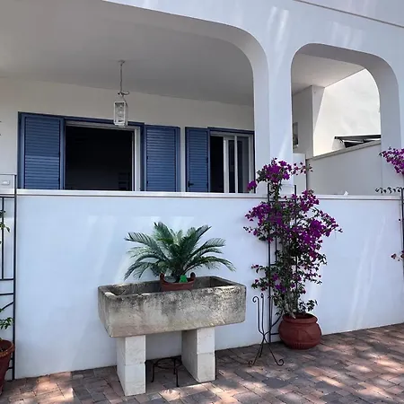 شقة Dimora Carose *