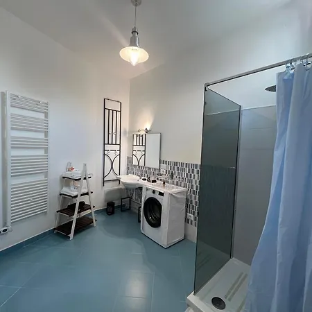 شقة Dimora Carose *