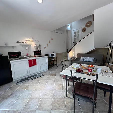 Dimora Carose شقة